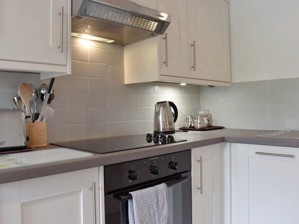 Dishwasher, freezer
