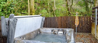 1 bedroom accommodation in Cwm-Cewydd, near Machynlleth