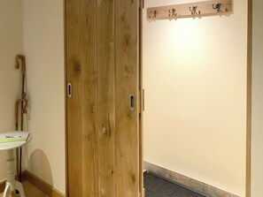 Interior - 1 bedroom accommodation in Harbourneford, near Buckfastleigh (Harbourneford, near Buckfastleigh)