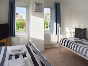 4 chambres, Wi-Fi gratuit, draps fournis