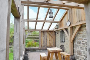 屋外ダイニングエリア