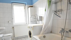 Apartemen | Kamar mandi