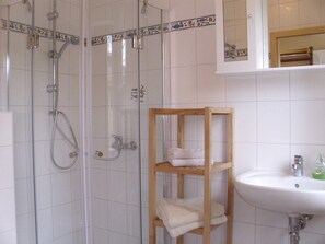 Bungalow | Bathroom