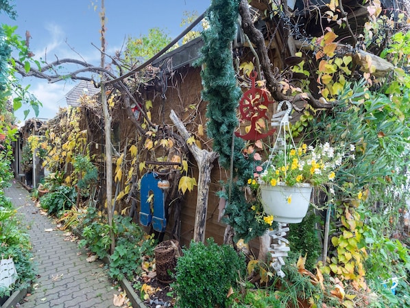 Apartment | Garden