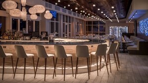 酒吧（店内）