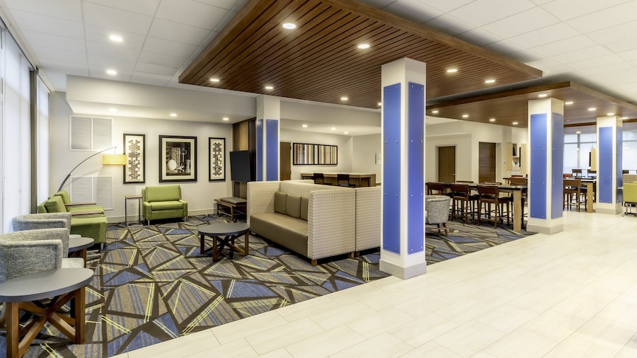 Holiday Inn Express Milwaukee West Allis by IHG