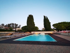 Pool - Pleasant Apartment in Diano Castello With Terrace (Diano Castello)