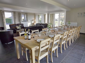 Dining - Luxury Holiday Home in Mettet With an Indoor Swimming Pool and Sauna (Mettet)