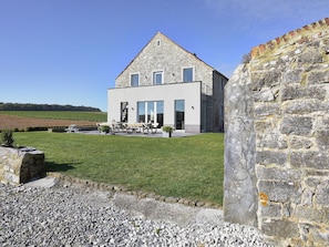 Exterior - Luxury Holiday Home in Mettet With an Indoor Swimming Pool and Sauna (Mettet)