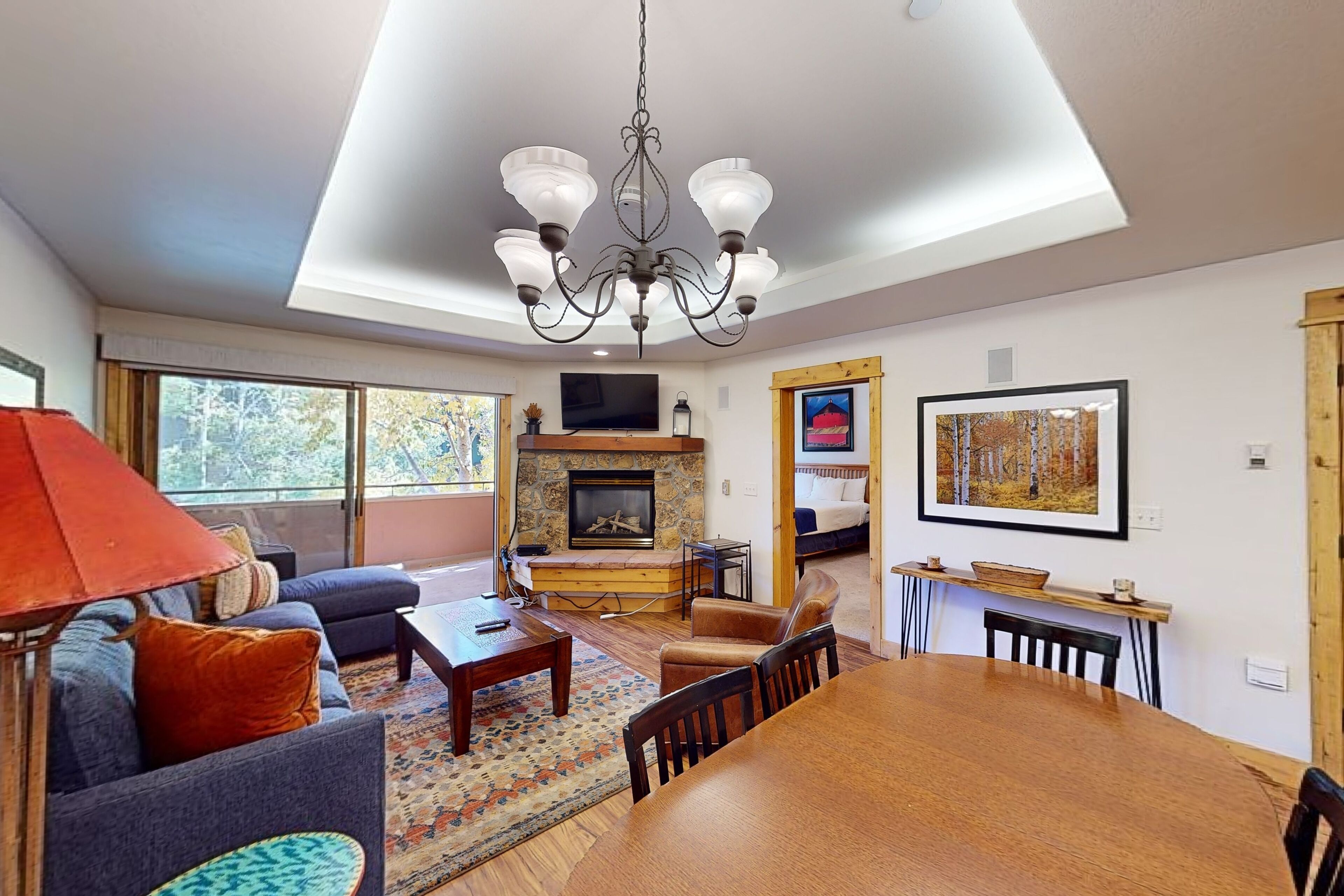 TV, fireplace, DVD player