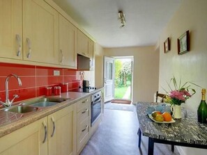 Ferienhaus | Eigene Küche | Mikrowelle, Ofen