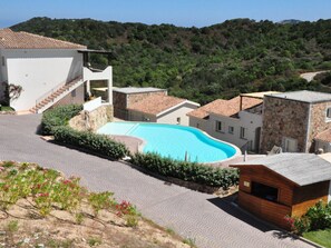 House | Pool