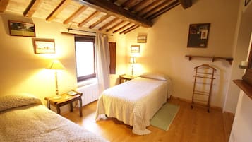 3 bedrooms, individually furnished