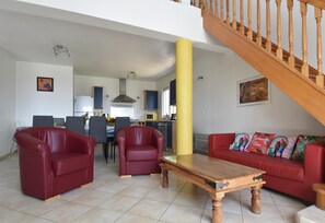 Villa | Living room - Courry Views: Pool & Nature (Courry)