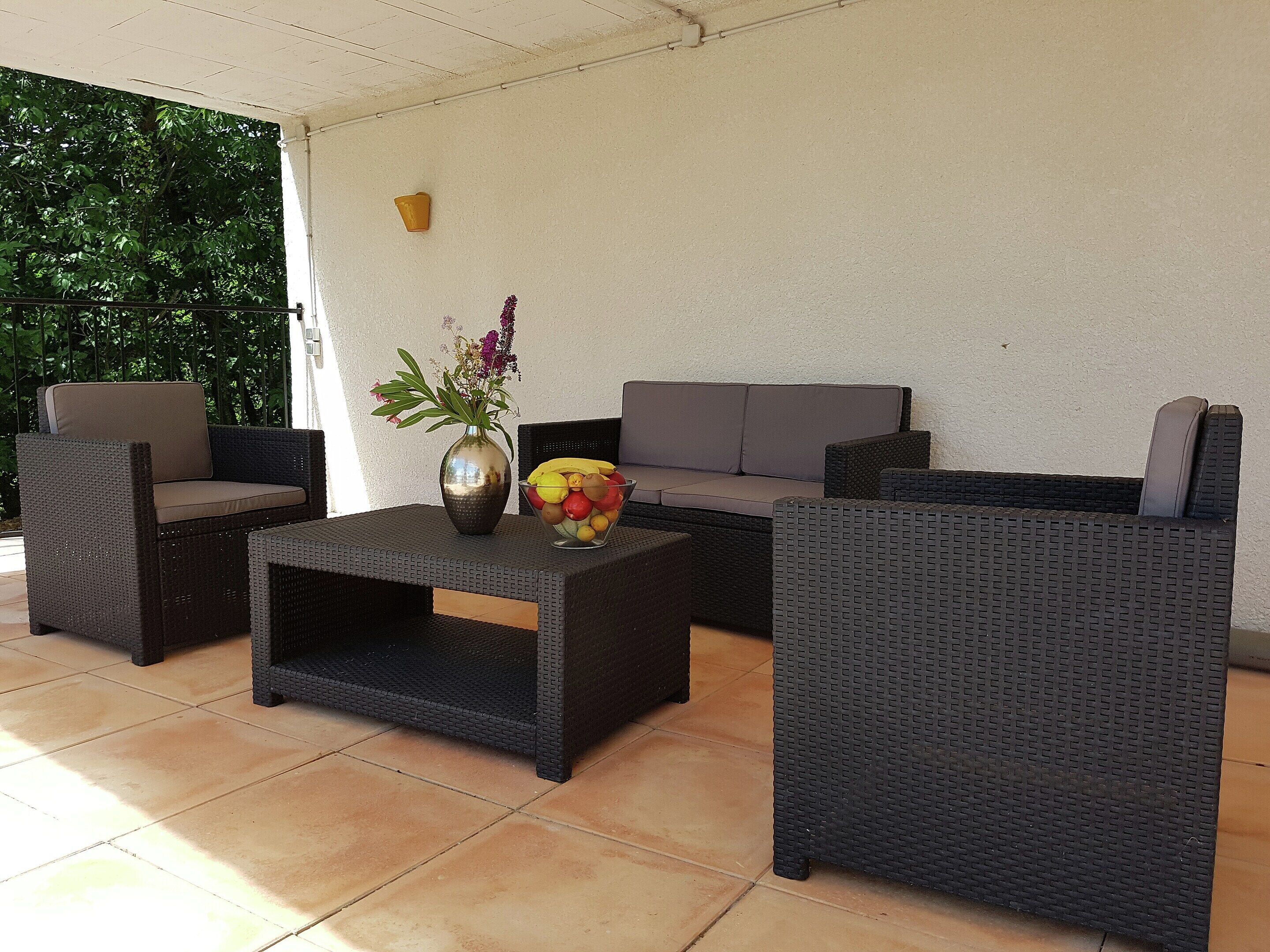 Villa | Balcony