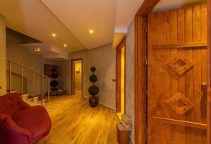 Interior - Euro Plaza Hotel (Istanbul)