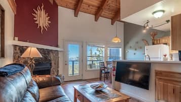 TV connectée, cheminée