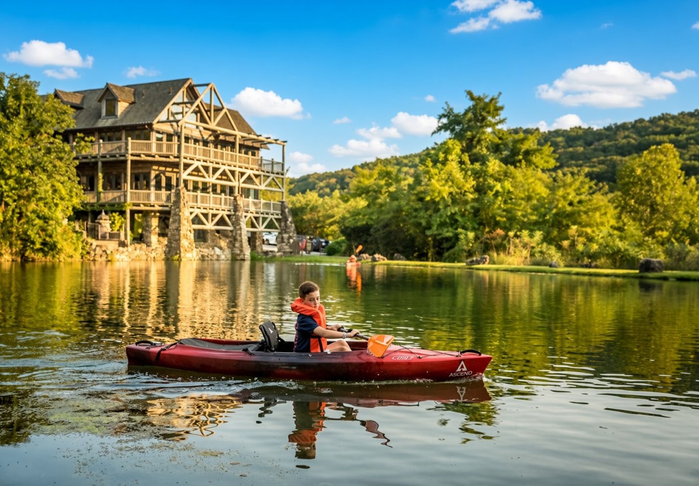 Una cabaña de madera junto a un lago tranquilo con cielo despejado.
