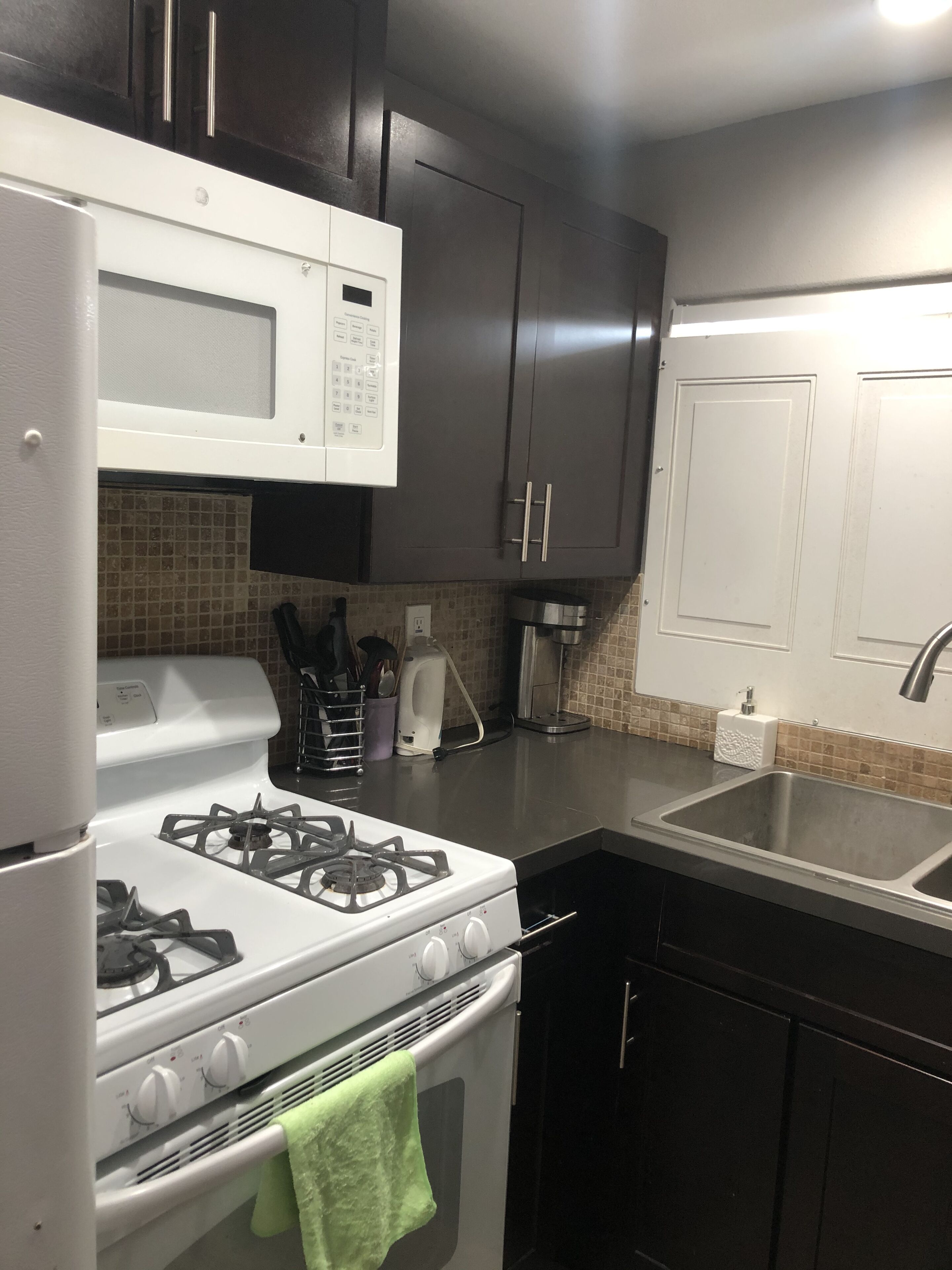 Microwave, oven, toaster