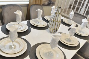 Dining - [New Villa 2] 5B4B Heat Pool, BBQ, next to Disney! (Kissimmee)
