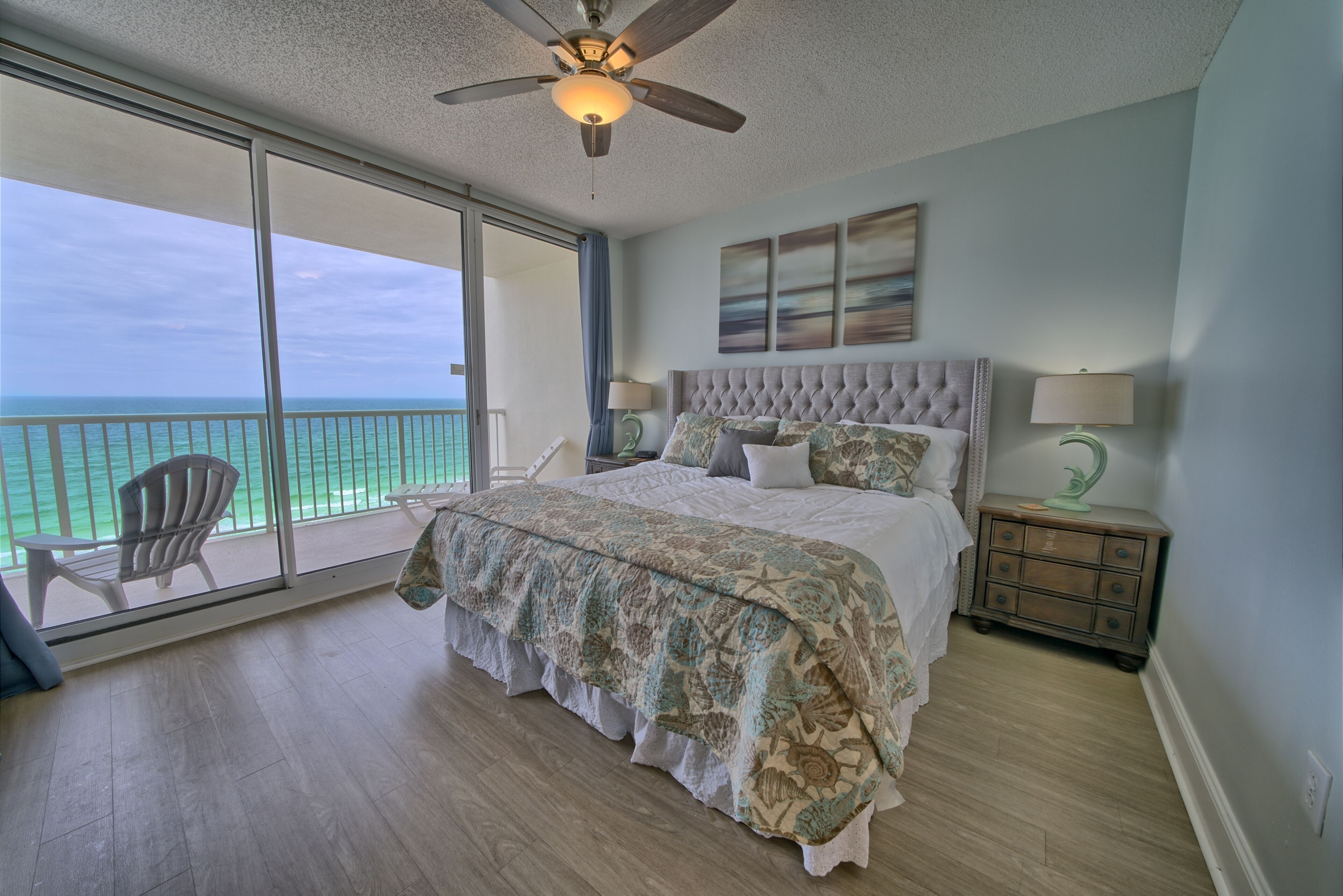 3 chambres, fer et planche à repasser, lit parapluie, Wi-Fi gratuit