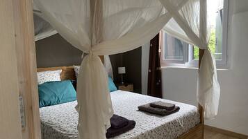 2 chambres, fer et planche Ă repasser, Wi-Fi gratuit, draps fournis