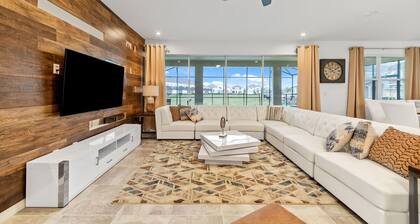 Solara Resort Home with Private Pool | Close to Disney and Major Attractions
