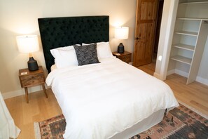 3 chambres, literie de qualité supérieure, fer et planche à repasser