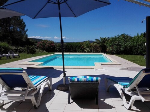 A Villa With a Large Garden, Beautiful View, air Conditioning and Private Pool