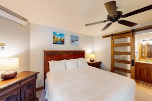 2 chambres, fer et planche à repasser, Wi-Fi, literie fournie