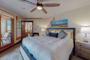 2 bedrooms, iron/ironing board, Internet, bed sheets