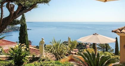 SUPERB 80m2 APARTMENT PANORAMIC SEA VIEW FROM THE ALPS TO THE ESTEREL