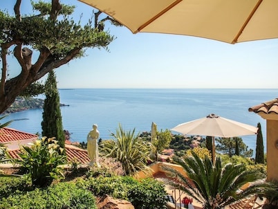 SUPERB 80m2 APARTMENT PANORAMIC SEA VIEW FROM THE ALPS TO THE ESTEREL
