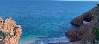 SUPERB 80m2 APARTMENT PANORAMIC SEA VIEW FROM THE ALPS TO THE ESTEREL