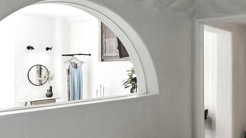 Superior Suite with Indoor Hot Tub | Yksityinen kuumavesiallas