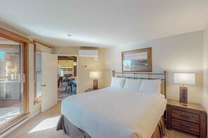 2 bedrooms, iron/ironing board, travel cot, WiFi