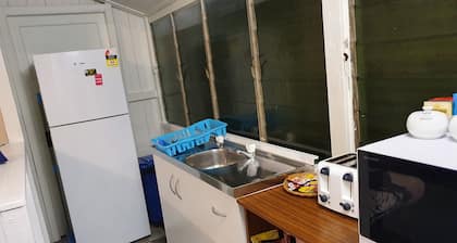 Meyenburg Unit 4, 1 Double Beds, 1 Single 3 pax