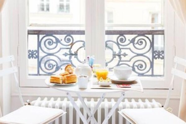 Petit déjeuner continental compris tous les jours