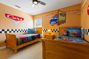 6 chambres, fer et planche à repasser, Wi-Fi gratuit, draps fournis