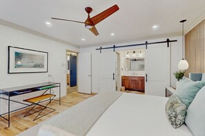 2 bedrooms, iron/ironing board, Internet, bed sheets