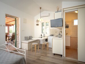 1 camera, Wi-Fi gratuito