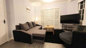 Living room - Modern Apartment in Fantastic Location (Glasgow)