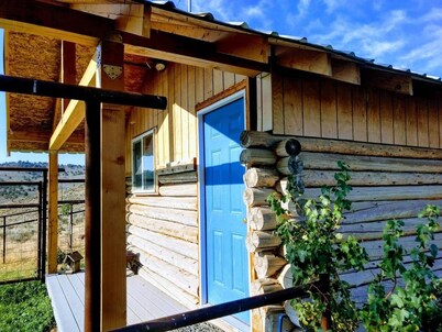 Peaceful, Remote Cabin + Epic Stargazing + Stunning Malheur River View