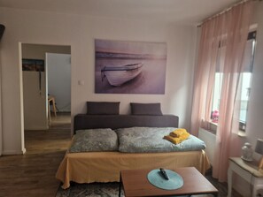 1 bedroom, iron/ironing board, free WiFi, bed sheets