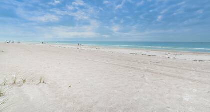 2025 REMODELED PRIVATE OCEANFRONT HOME w/ PRIVATE POOL