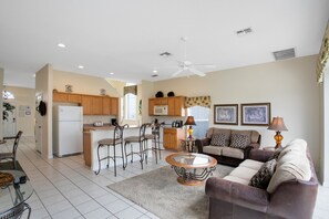 Télévision, baby-foot