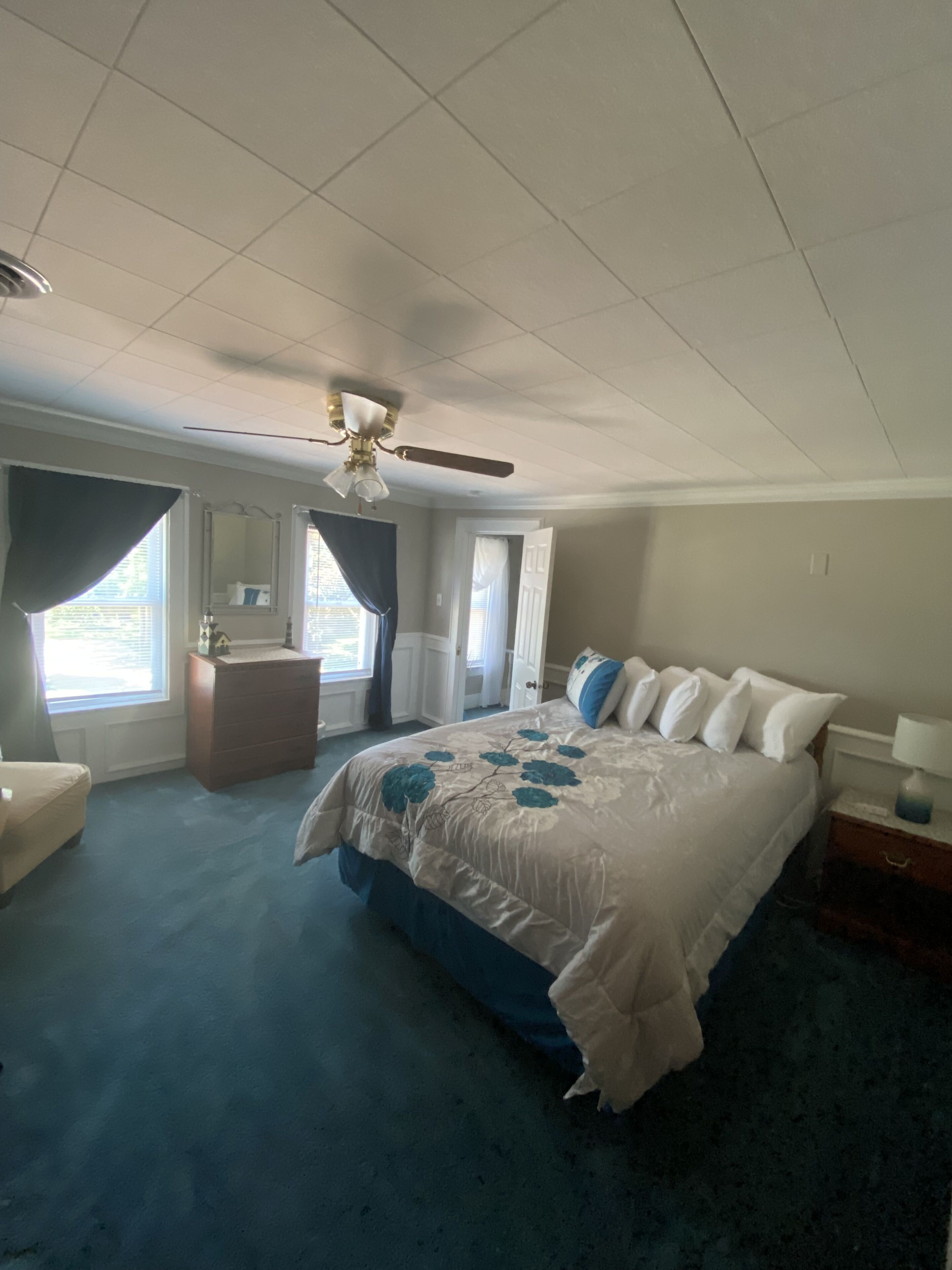 4 間睡房、熨斗/熨衫板、免費 Wi-Fi、床單