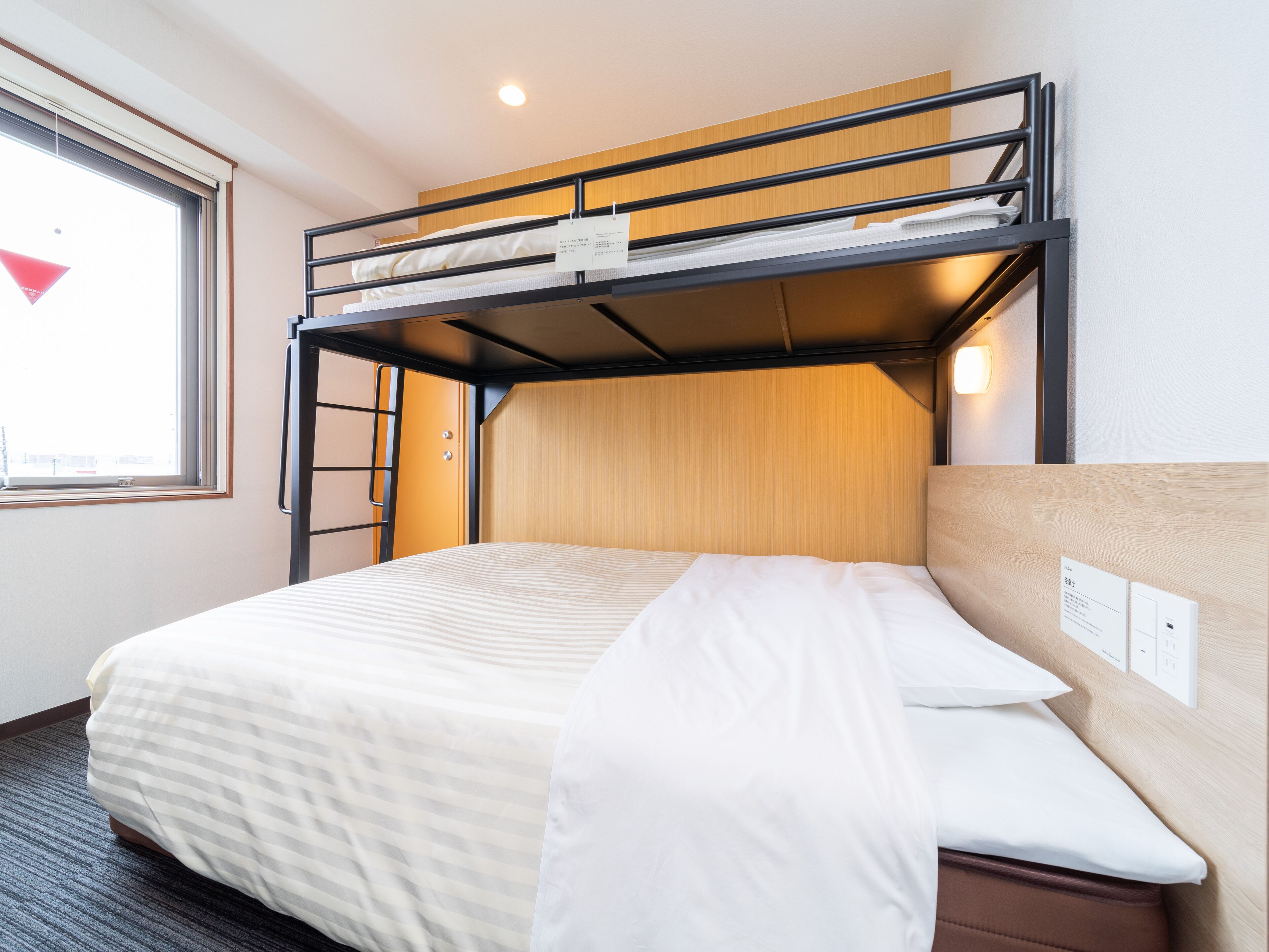 1 bedroom, desk, laptop workspace, free wifi