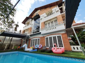 Front of property - Ho Chi Minh Thao Dien Group 2 Pool Villa (Ho Chi Minh City)