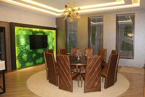 Dining - Mountain view villa with excellant conditions (Tashent)